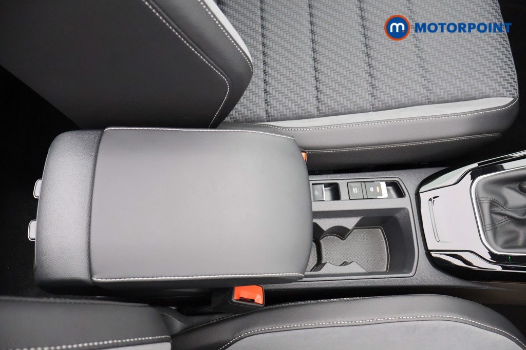 Used Volkswagen T-Roc 2024 for sale - 77593044: Photo 31