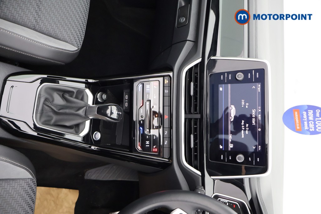 Used Volkswagen T-Roc 2024 for sale - 77593044: Photo 32