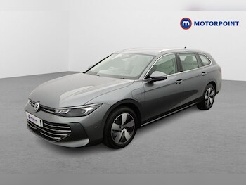 Used Volkswagen Passat 2025 for sale - 75692585: Photo