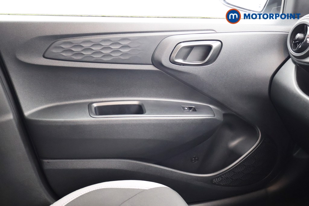 Used Hyundai i10 2024 for sale - 76508378: Photo 8