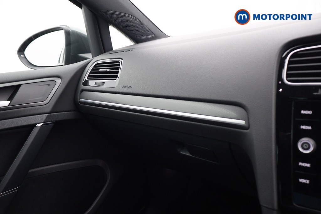 Used Volkswagen Golf 2019 for sale - 77519884: Photo 19