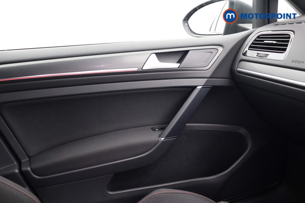 Used Volkswagen Golf 2019 for sale - 77519884: Photo 20