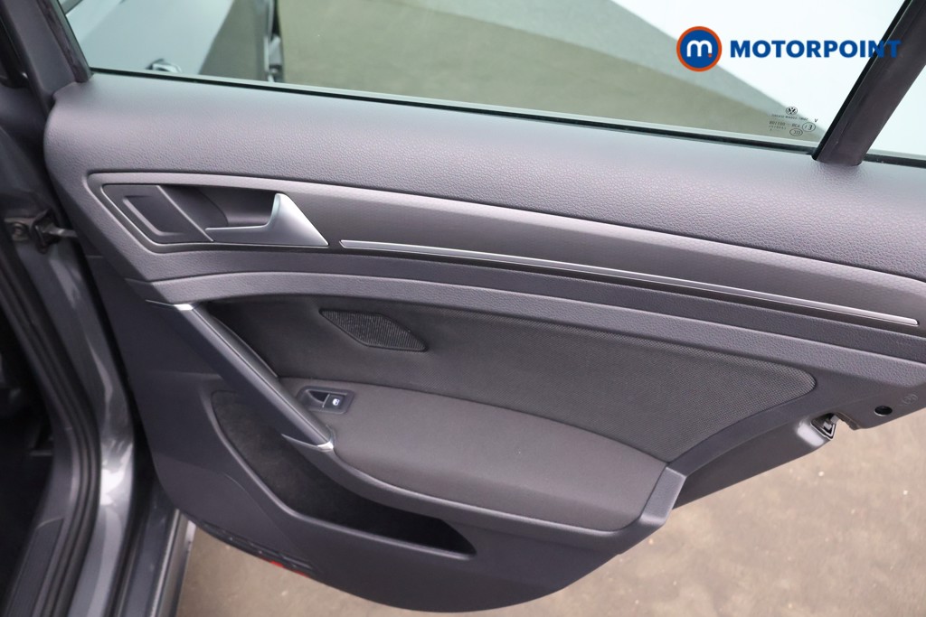 Used Volkswagen Golf 2019 for sale - 77519884: Photo 26