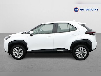 Used Toyota Yaris Cross 2023 for sale - 77763803: Photo