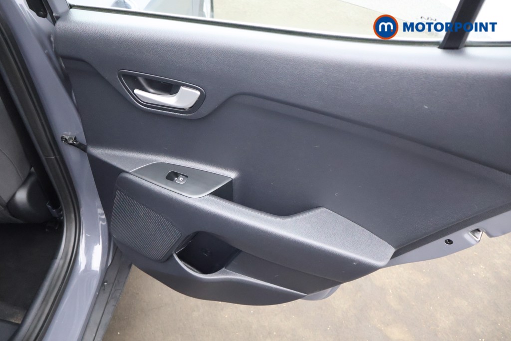 Used Kia Stonic 2022 for sale - 76508365: Photo 17