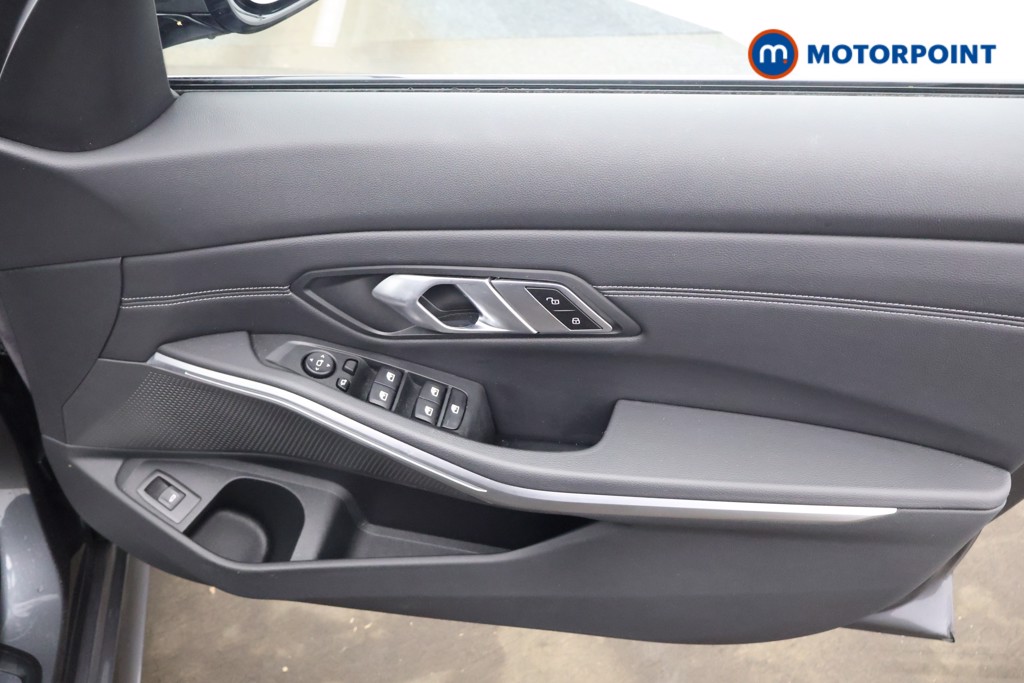 Used BMW 3 Series 2021 for sale - 77590842: Photo 19