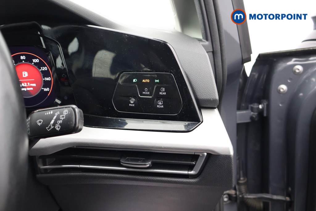 Used Volkswagen Golf 2020 for sale - 77635618: Photo 15