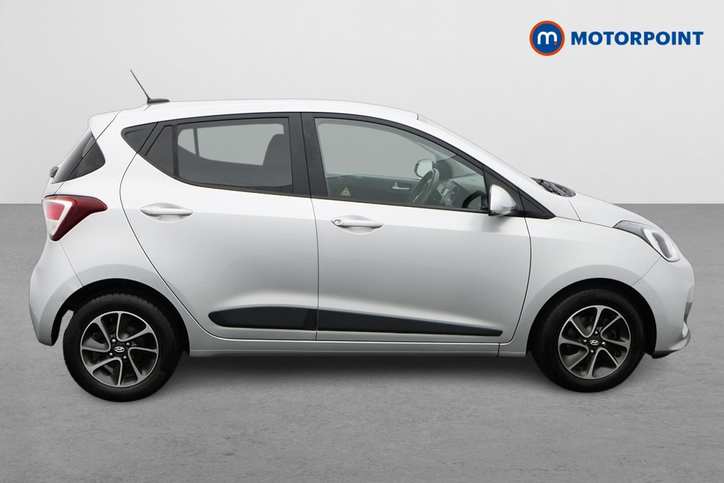 Used Hyundai i10 2017 for sale - 76961033: Photo 8