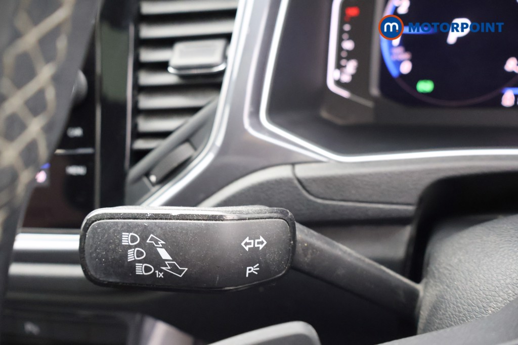 Used Volkswagen T-Roc 2021 for sale - 76718375: Photo 13