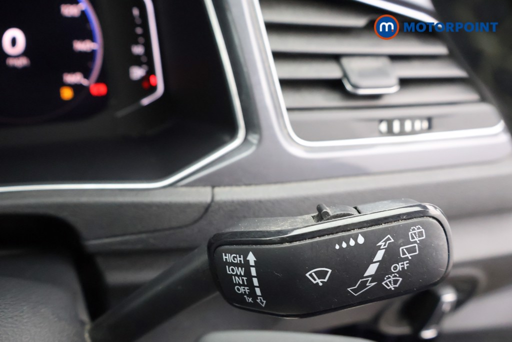 Used Volkswagen T-Roc 2021 for sale - 76718375: Photo 14