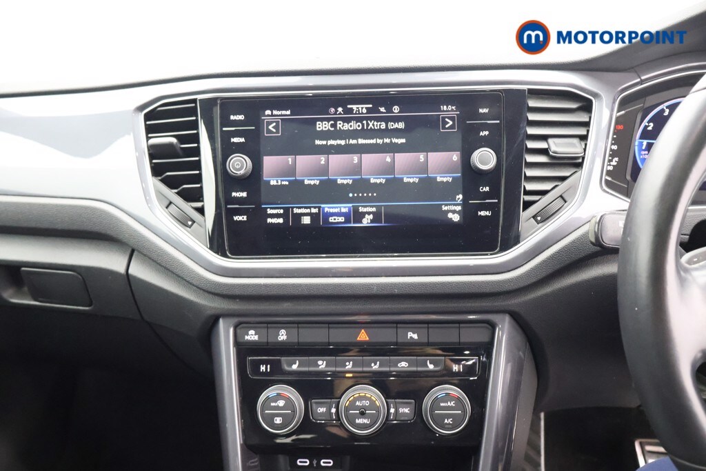 Used Volkswagen T-Roc 2021 for sale - 76718375: Photo 16