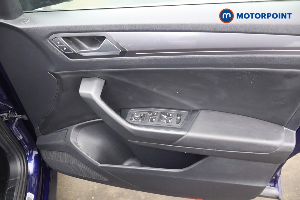 Used Volkswagen T-Roc 2021 for sale - 76718375: Photo 23