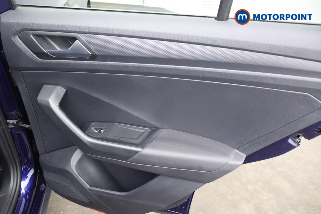 Used Volkswagen T-Roc 2021 for sale - 76718375: Photo 29