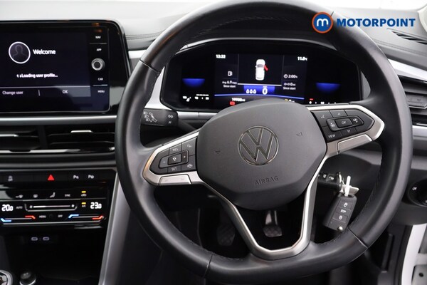 Used Volkswagen T-Roc 2022 for sale - 76056196: Photo 11
