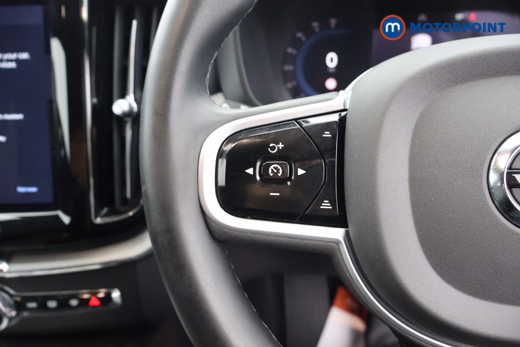 Used Volvo XC60 2021 for sale - 76255714: Photo 10