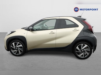 Used Toyota Aygo X 2023 for sale - 75596149: Photo
