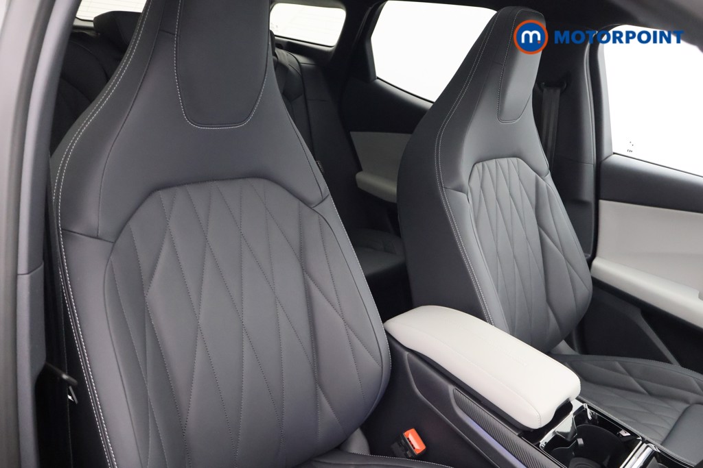 Used Ford Explorer 2025 for sale - 76805019: Photo 18