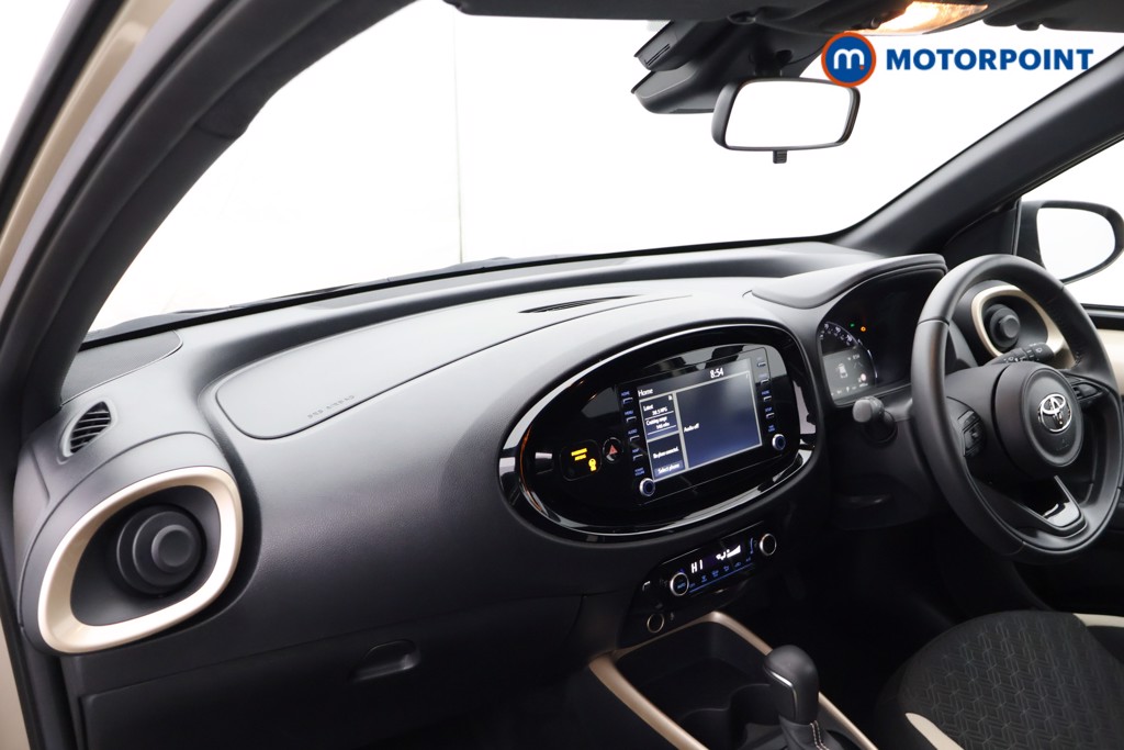 Used Toyota Aygo X 2022 for sale - 76278774: Photo 28