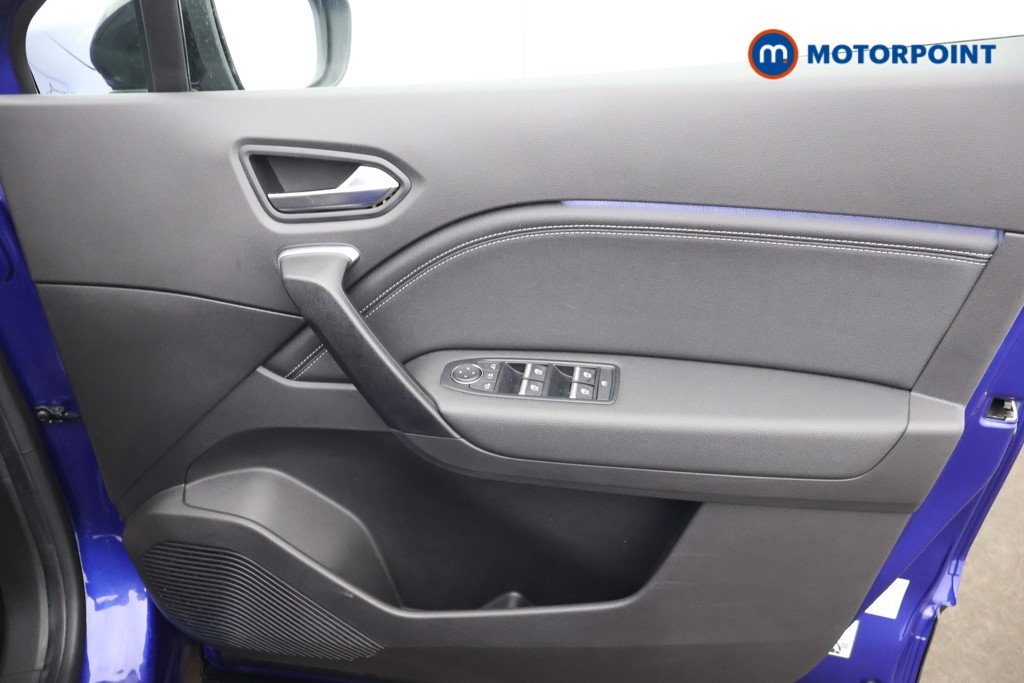 Used Renault Captur 2024 for sale - 76542477: Photo 14