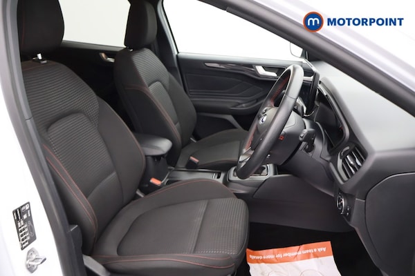 Used Ford Focus 2023 for sale - 76028463: Photo 19