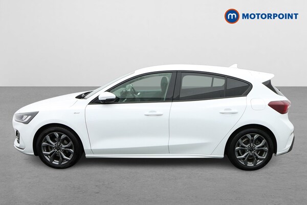 Used Ford Focus 2023 for sale - 76028463: Photo 4