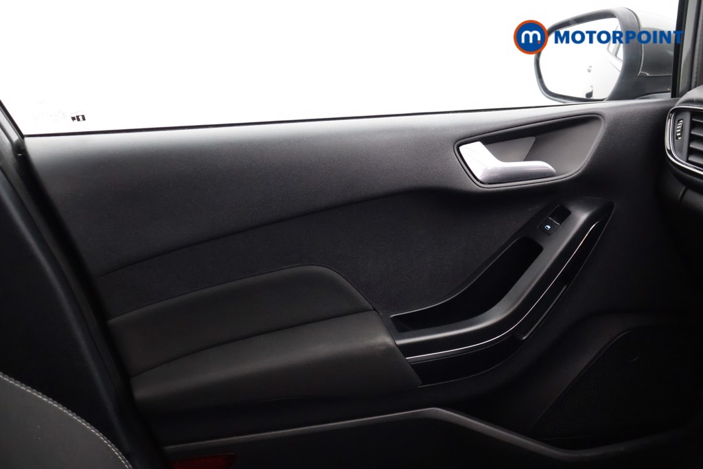 Used Ford Fiesta 2018 for sale - 76416082: Photo 21