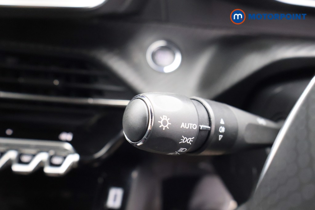 Used Peugeot 2008 2024 for sale - 76985100: Photo 13