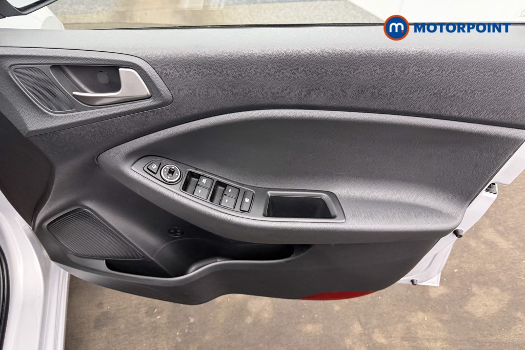 Used Hyundai i20 2018 for sale - 77718886: Photo 18