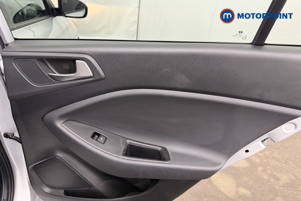 Used Hyundai i20 2018 for sale - 77718886: Photo 23