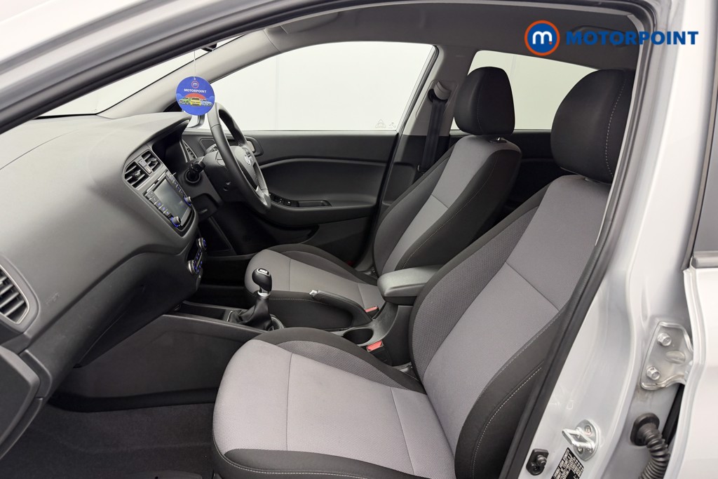 Used Hyundai i20 2018 for sale - 77718886: Photo 25