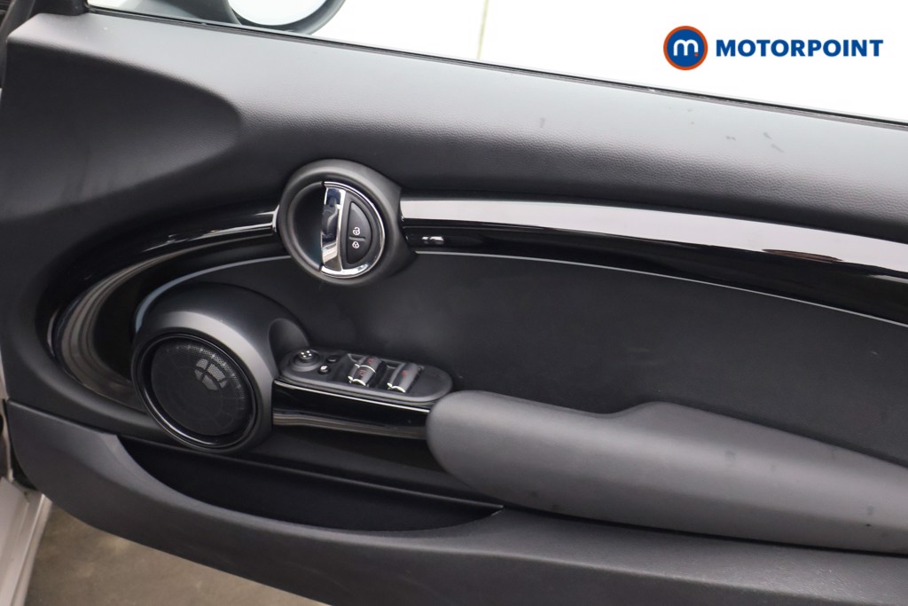 Used MINI Convertible 2023 for sale - 77071677: Photo 22