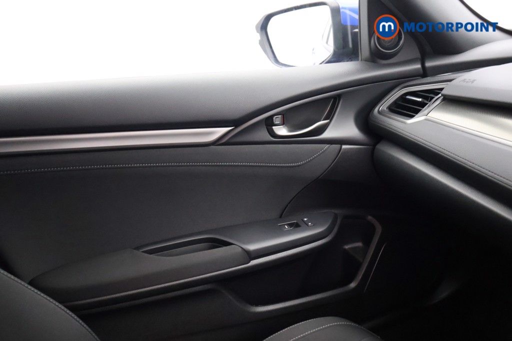 Used Honda Civic 2018 for sale - 77171325: Photo 19