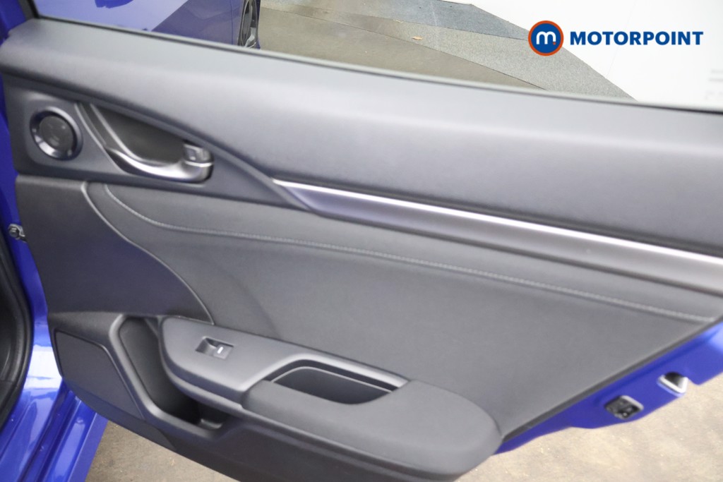 Used Honda Civic 2018 for sale - 77171325: Photo 25