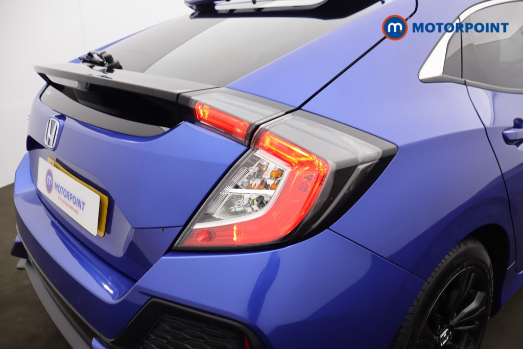 Used Honda Civic 2018 for sale - 77171325: Photo 29