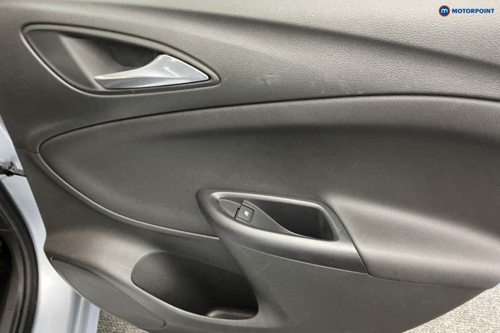 Used Vauxhall Astra 2016 for sale - 76367186: Photo 31