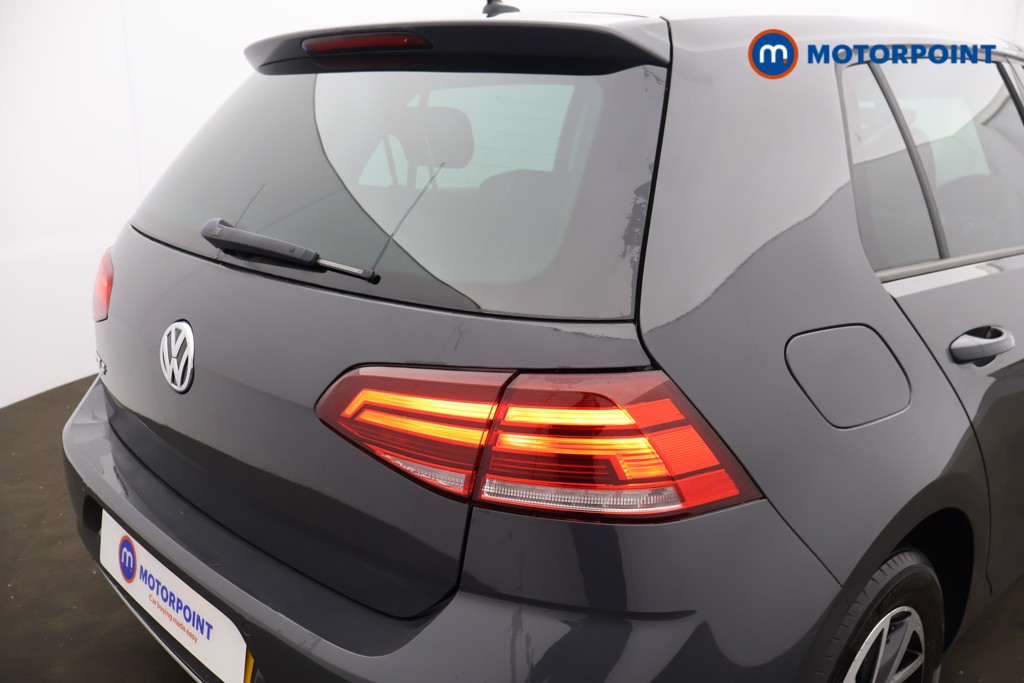 Used Volkswagen Golf 2019 for sale - 76577699: Photo 21