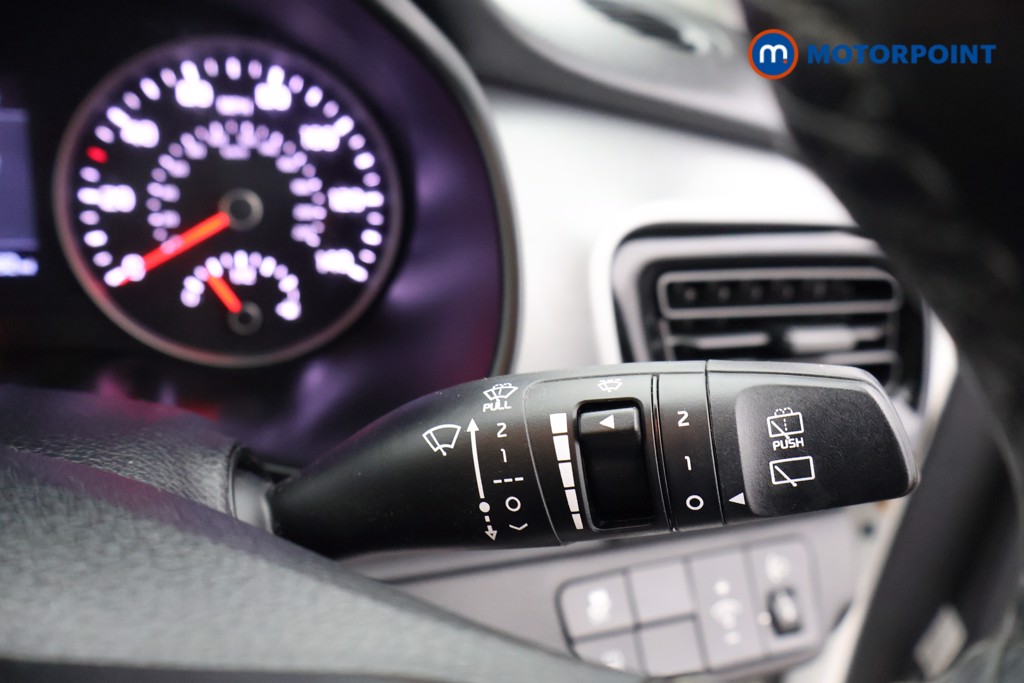 Used Kia Stonic 2019 for sale - 76252899: Photo 14