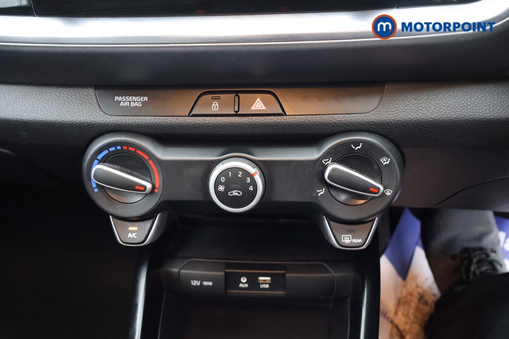 Used Kia Stonic 2019 for sale - 76252899: Photo 19