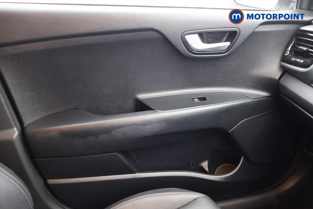 Used Kia Stonic 2019 for sale - 76252899: Photo 22