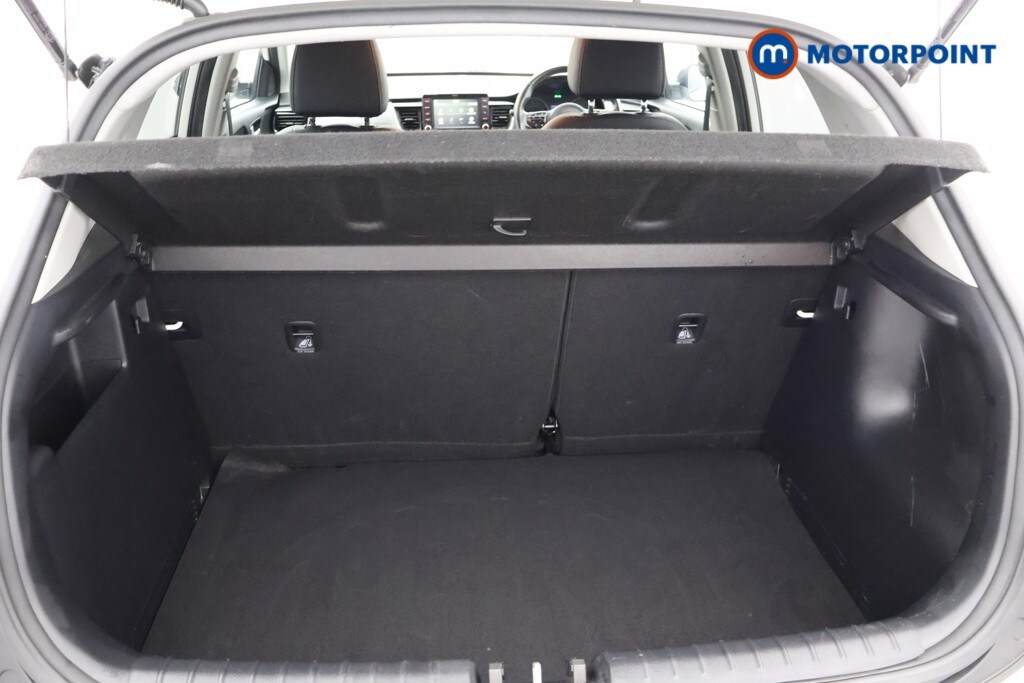 Used Kia Stonic 2019 for sale - 76252899: Photo 32