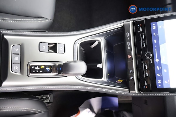 Used Lexus LBX 2025 for sale - 76162328: Photo 16
