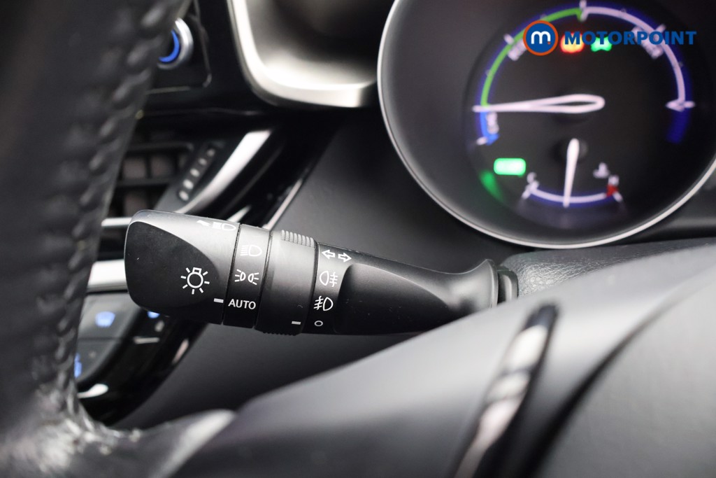 Used Toyota C-HR 2020 for sale - 76290800: Photo 14