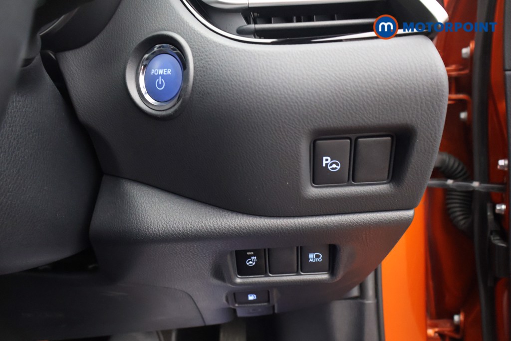 Used Toyota C-HR 2020 for sale - 76290800: Photo 16