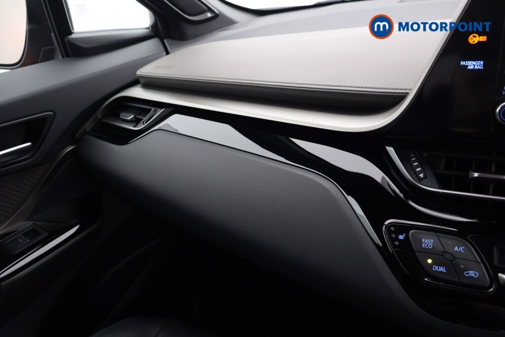 Used Toyota C-HR 2020 for sale - 76290800: Photo 21