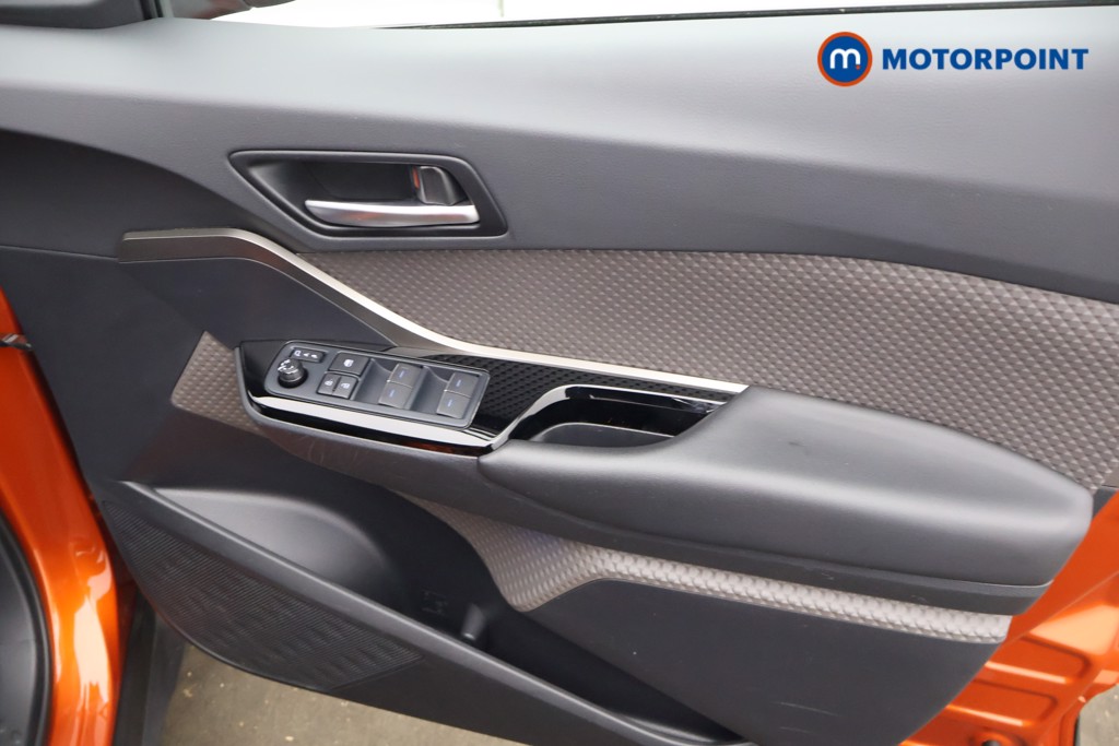 Used Toyota C-HR 2020 for sale - 76290800: Photo 23