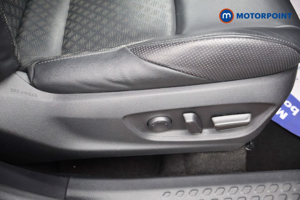 Used Toyota C-HR 2020 for sale - 76290800: Photo 26