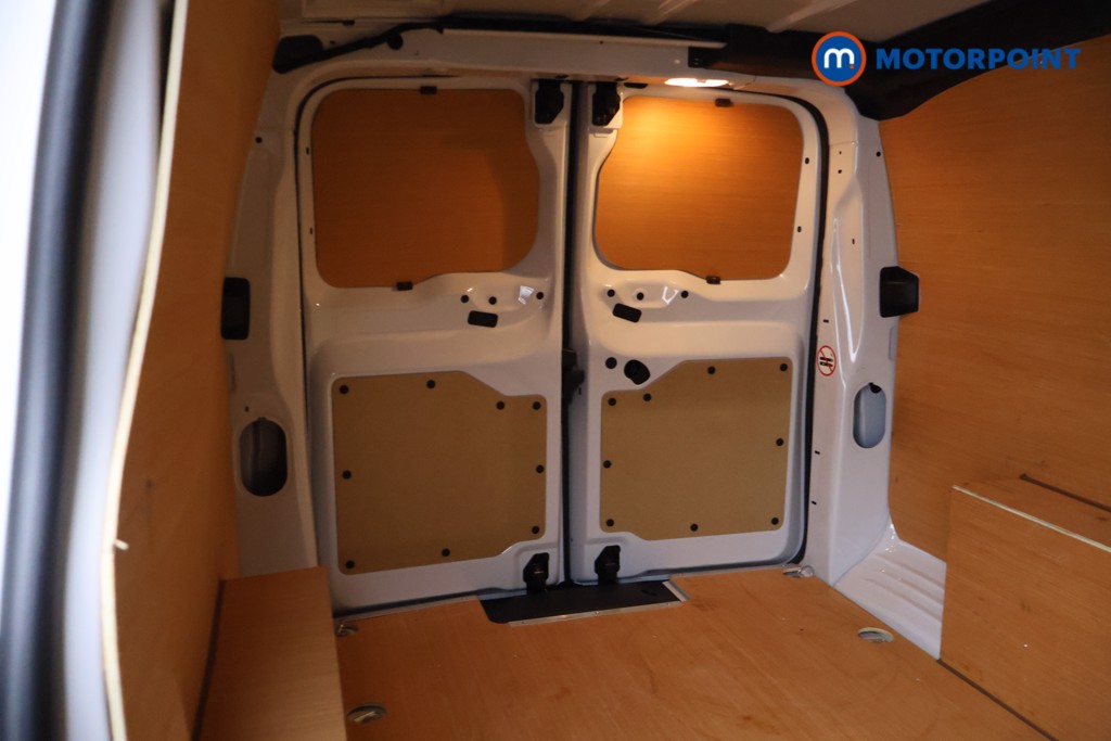 Used Peugeot Expert 2025 for sale - 77903981: Photo 31