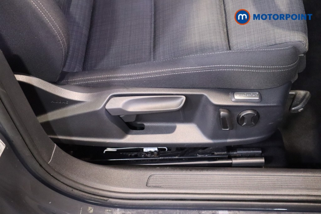 Used Volkswagen Passat 2020 for sale - 77718857: Photo 24