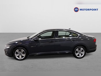 Used Volkswagen Passat 2020 for sale - 77718857: Photo