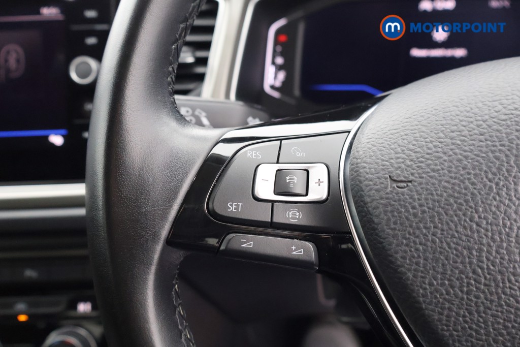 Used Volkswagen T-Roc 2021 for sale - 76628352: Photo 10